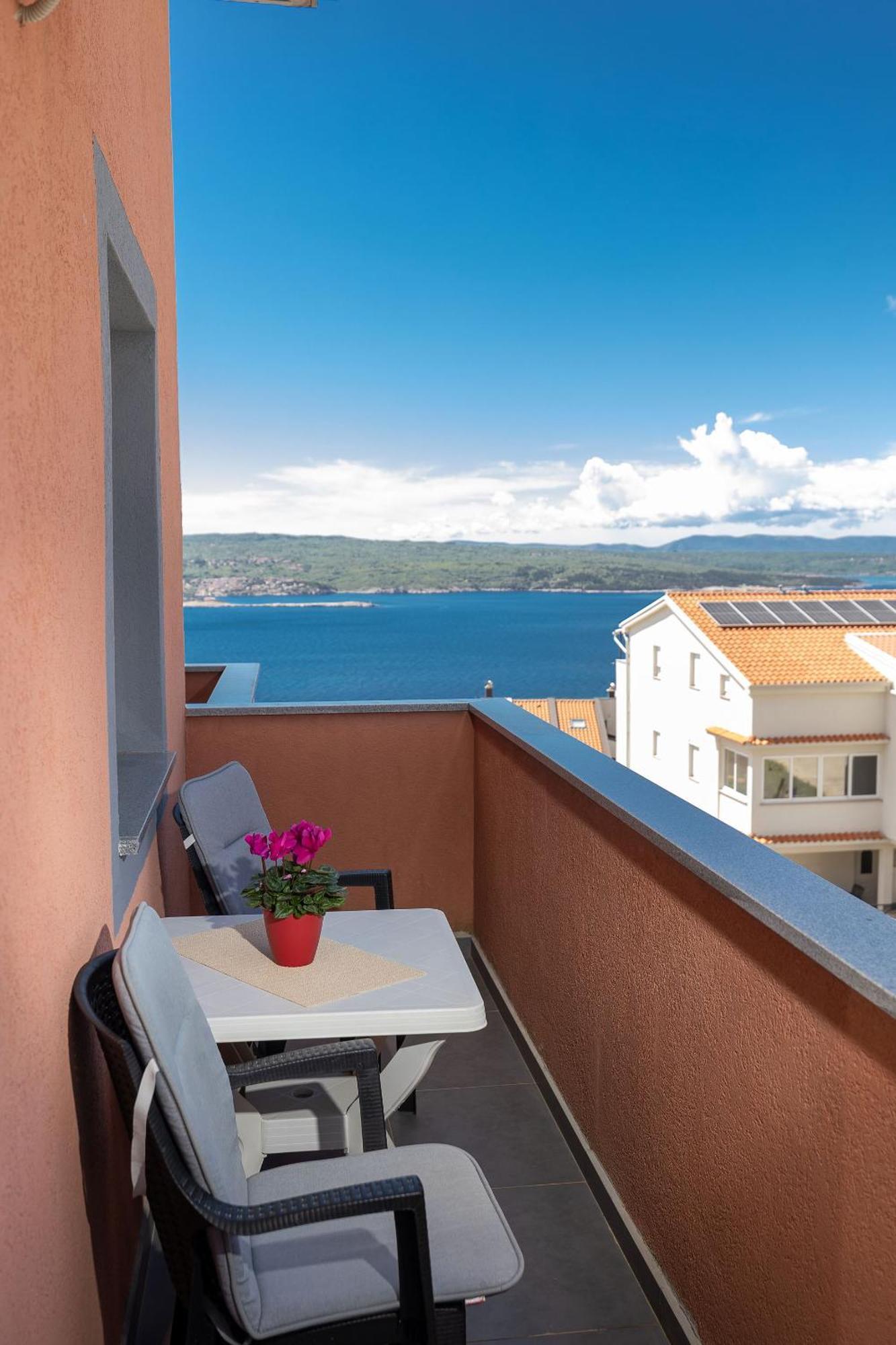 Apartments Mikanovic Crikvenica Eksteriør bilde