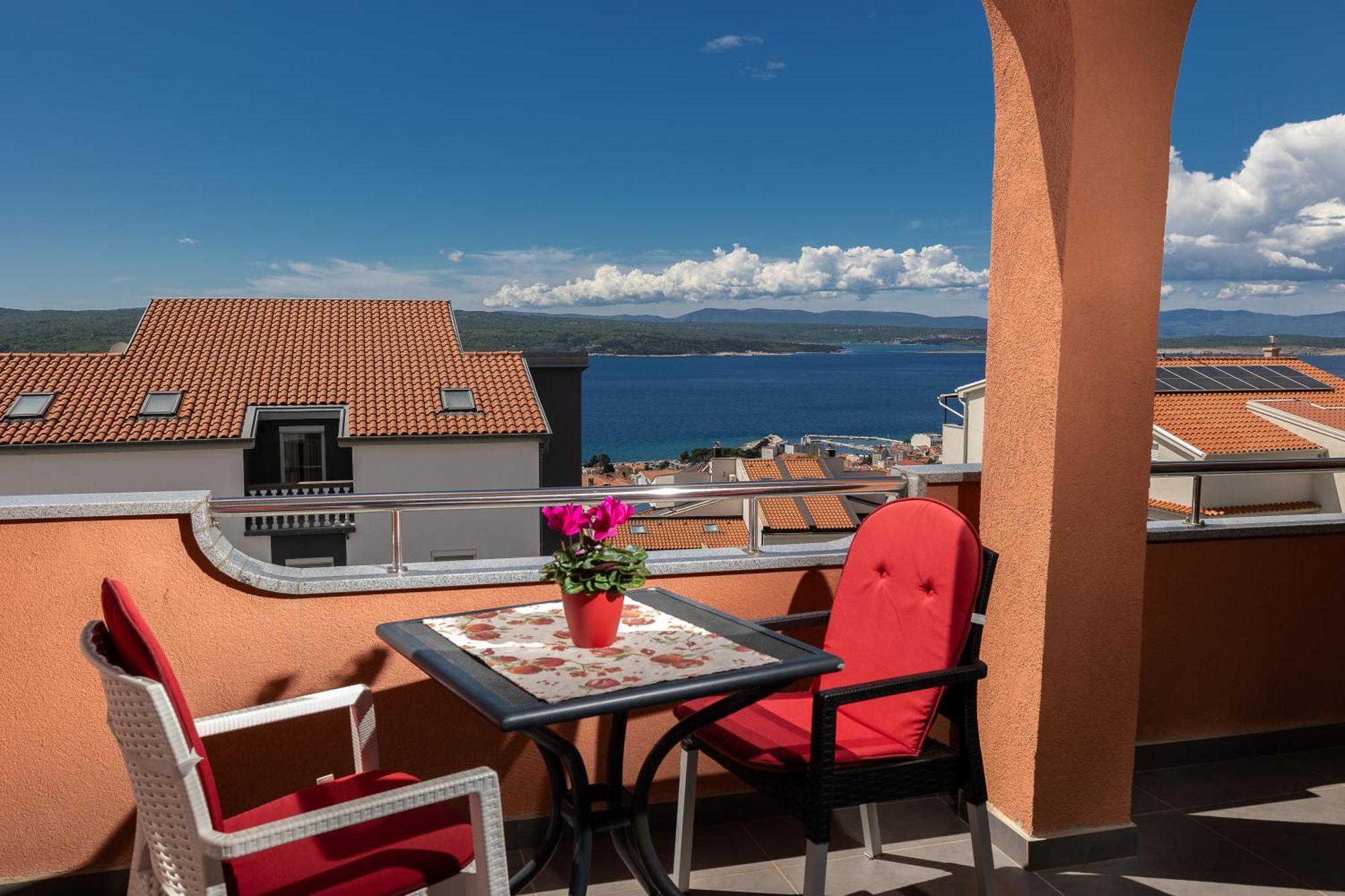 Apartments Mikanovic Crikvenica Eksteriør bilde