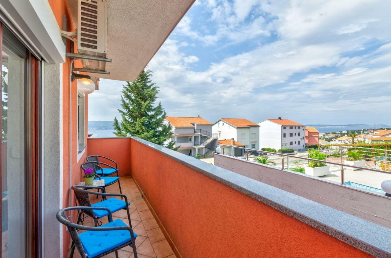 Apartments Mikanovic Crikvenica Eksteriør bilde